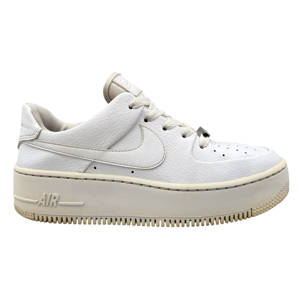 Nike Air Force 1 Platform Sage Low Womens Sz 6 Triple White Sneakers AR5339-100